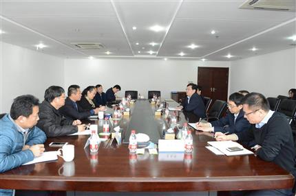 中原工學(xué)院副校長(zhǎng)、首航資本CEO一行到訪河南航投